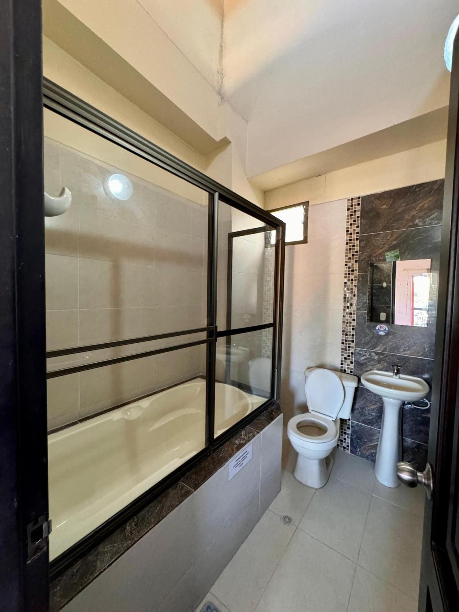 Hotel Portal Dorado Мариния Екстериор снимка